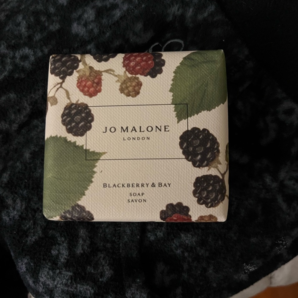 Jo Malone Blackberry & Bay Scented Soap - Brand new